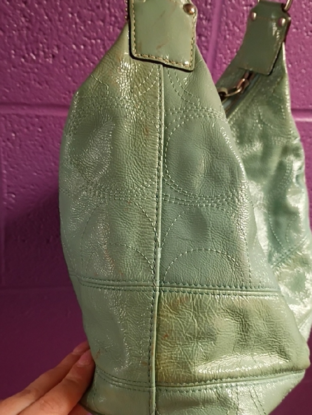PRE LOVED! Coach Mint Green Leather Shoulder Bag with Gold Hardware - Picture 9 of 12